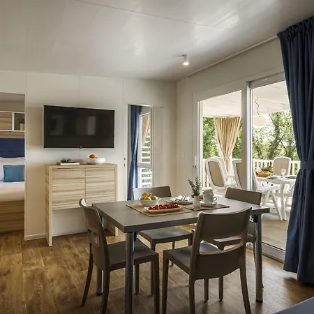 Maistra Select Amarin אתר נופש 4*