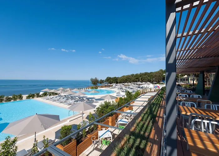 Maistra Select Amarin Resort 4*