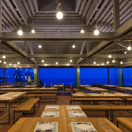 Maistra Select Amarin Resort 4*