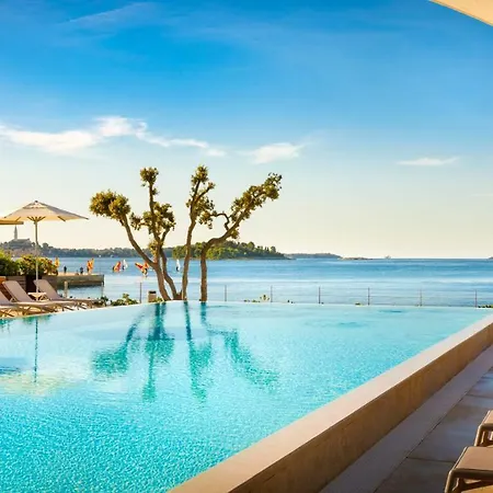 Maistra Select Amarin Resort 4*