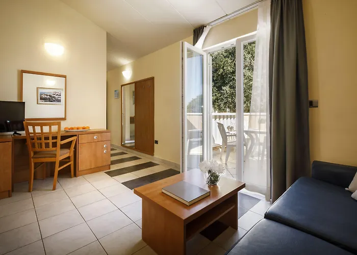 Maistra Select Amarin אתר נופש 4*